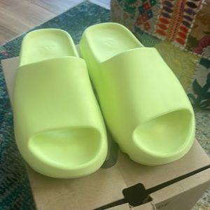 Yeezy Slides